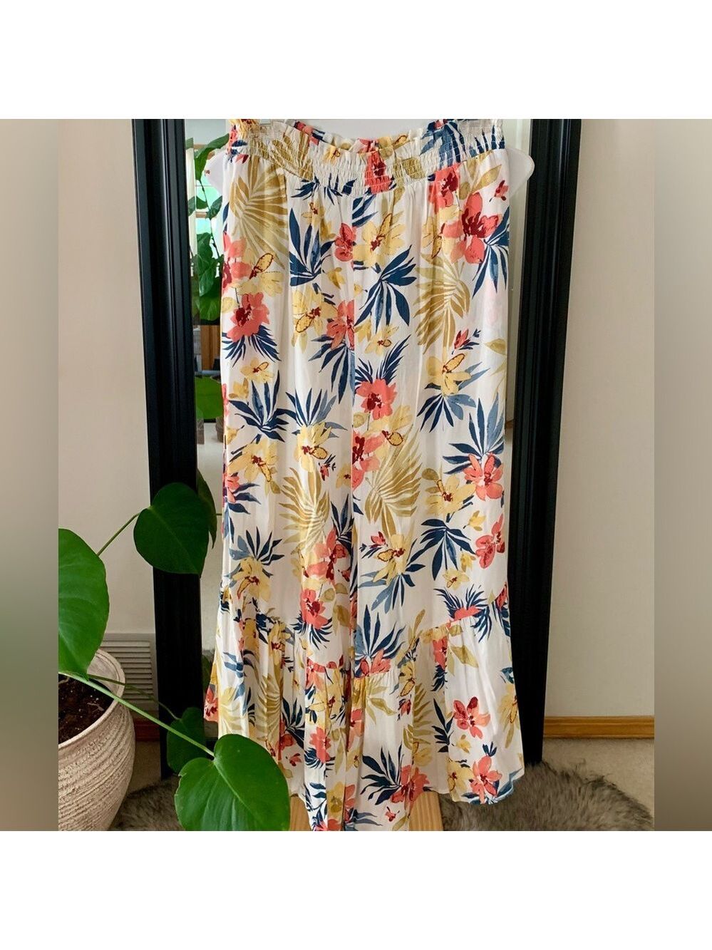 Floral Ultra Wide Leg Lightweight Pants